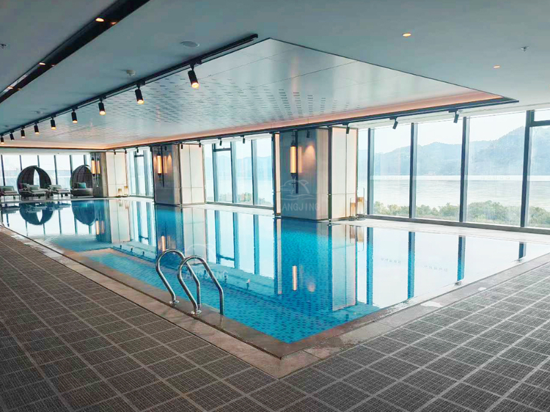 �����˲��µ�ķ�������Ǽ��Ƶ�Ӿ�� 