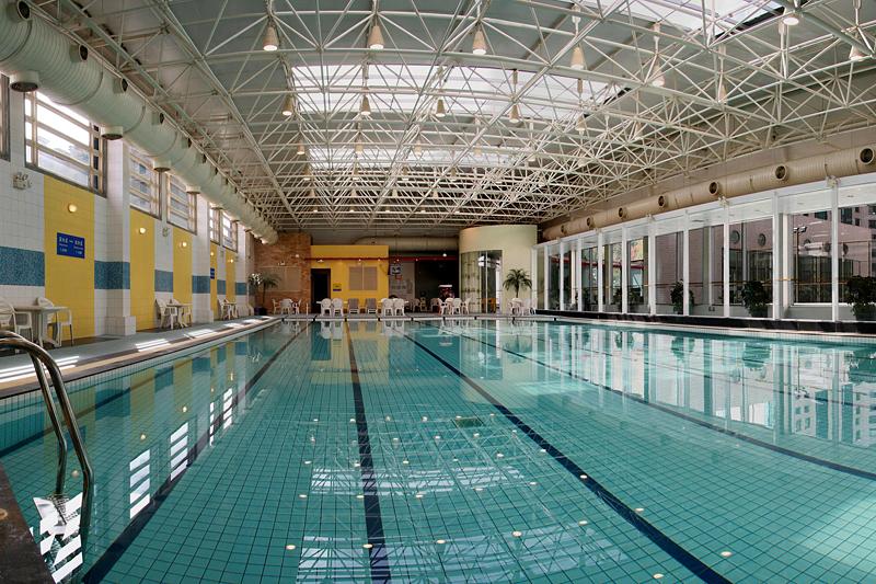 福建龙岩全民体育馆青少年运动学校游泳中心